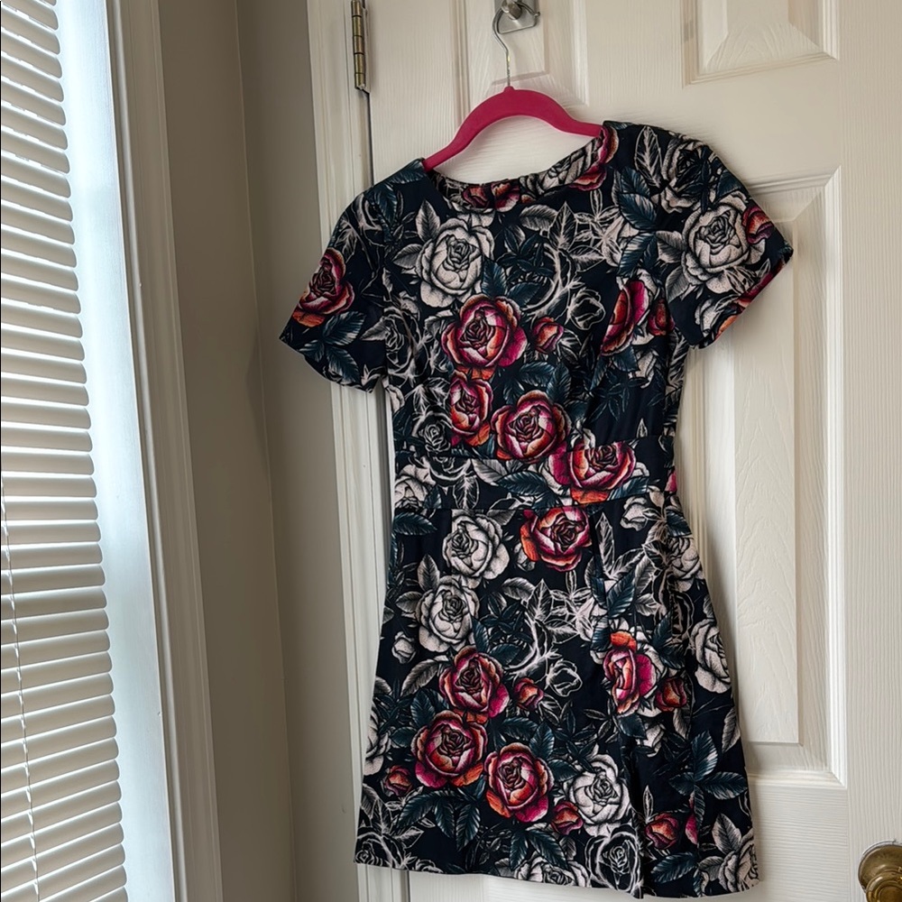 French Connection Red and White Sheath Mini Dress